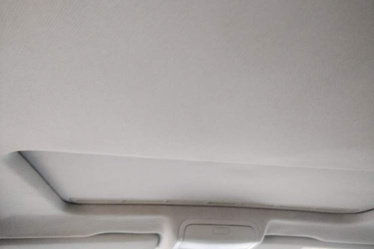 Used Volkswagen Passat 2015 1.8TSI DSG Luxury Edition Headliner