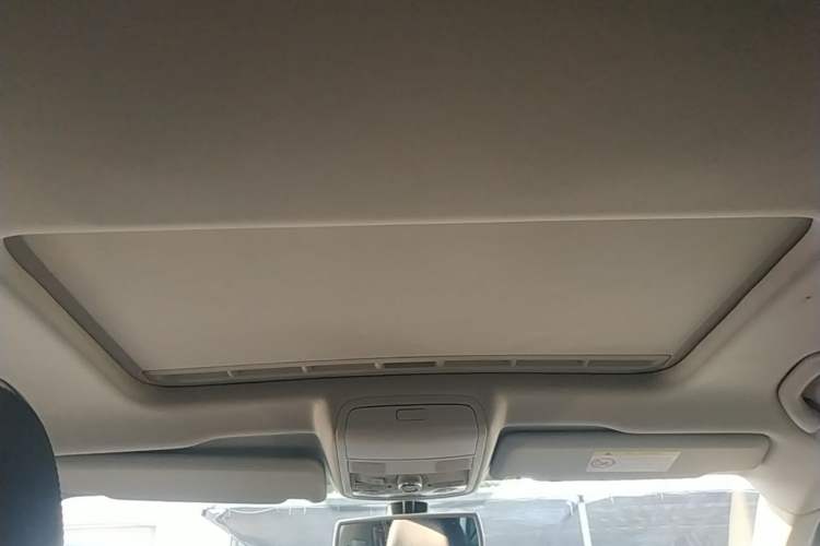 Used Volkswagen Passat 2015 1.8TSI DSG Prestige Edition Headliner