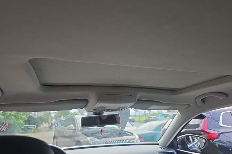 Used Volkswagen Passat 2015 1.8TSI DSG Prestige Edition Headliner