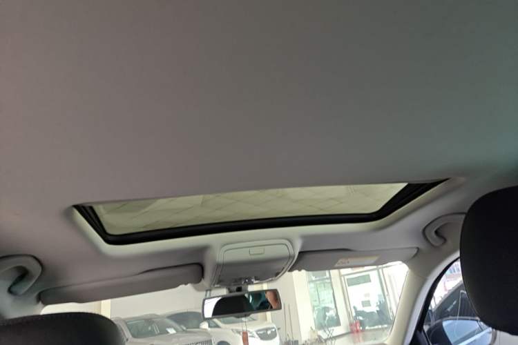 Used Volkswagen Passat 2015 1.8TSI DSG Prestige Edition Headliner