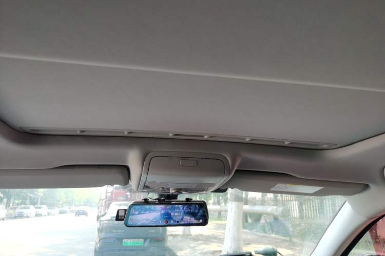 Used Volkswagen Passat 2015 1.8TSI DSG Prestige Edition Headliner