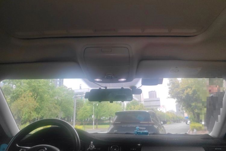 Used Volkswagen Passat 2015 1.8TSI DSG Luxury Edition Headliner