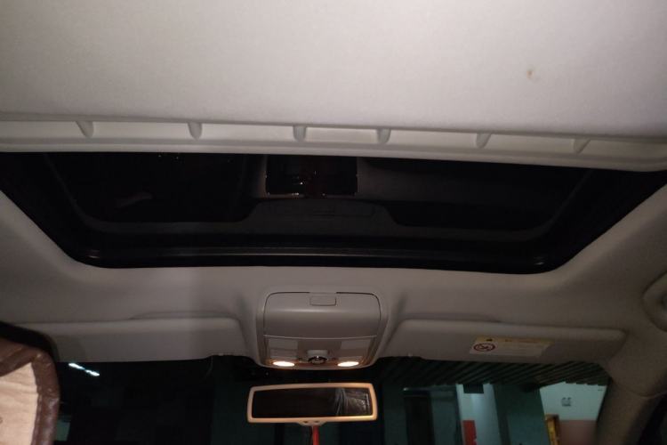 Used Volkswagen Passat 2015 1.8TSI DSG Prestige Edition Headliner