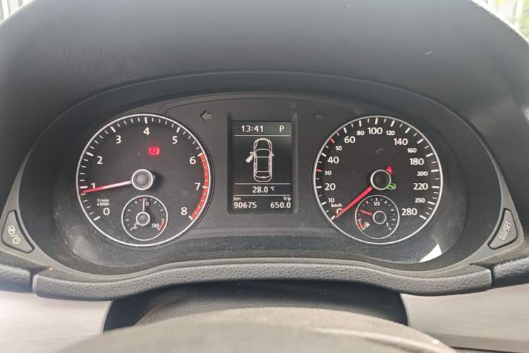 Used Volkswagen Passat 2015 1.4TSI DSG Prestige Edition Instrument Cluster