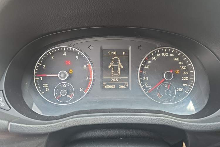Used Volkswagen Passat 2015 1.8TSI DSG Prestige Edition Instrument Cluster