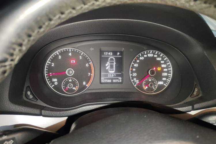 Used Volkswagen Passat 2015 1.8TSI DSG Prestige Edition Instrument Cluster