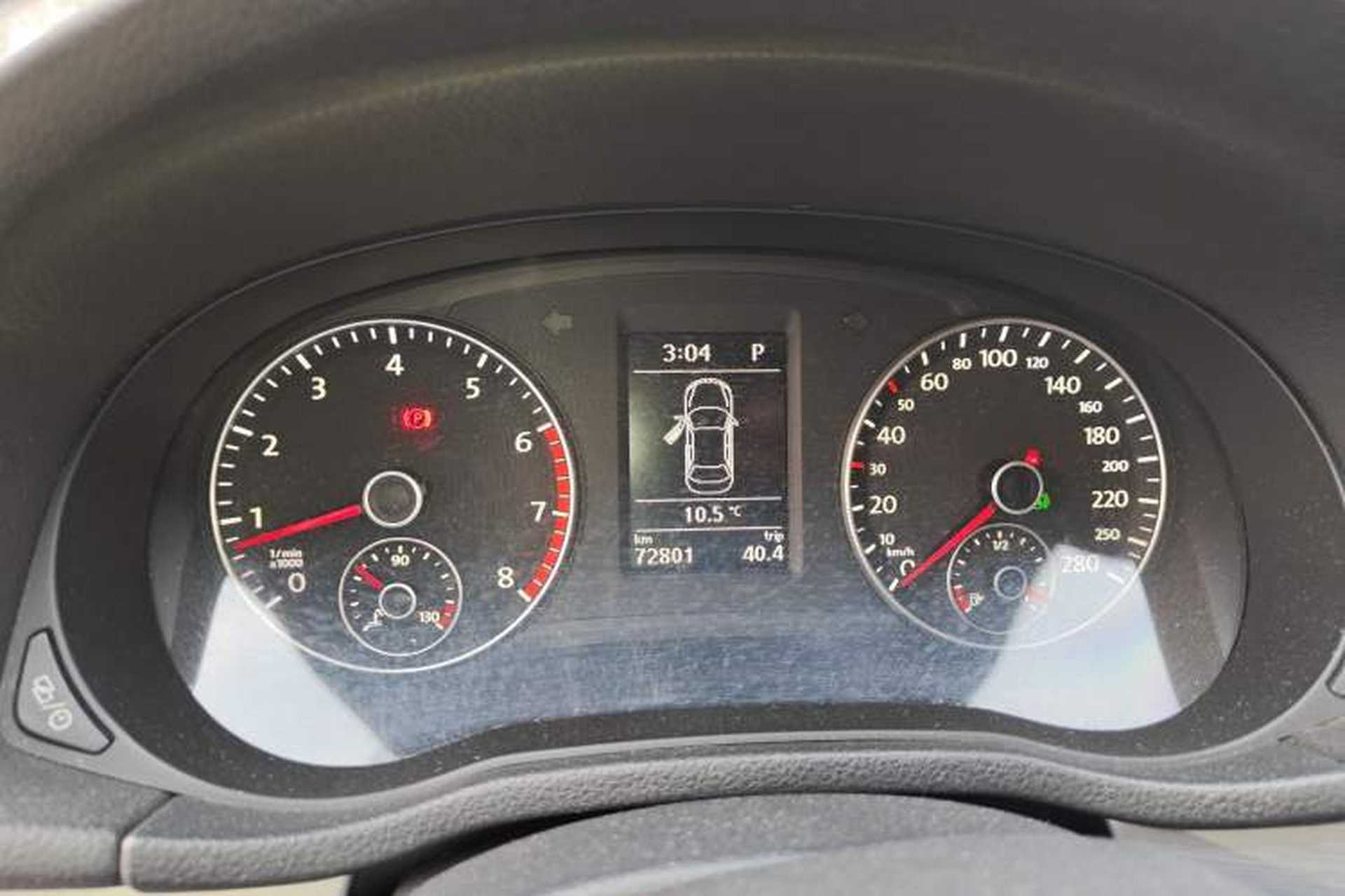 Used Volkswagen Passat 2015 1.8TSI DSG Prestige Edition Instrument Cluster