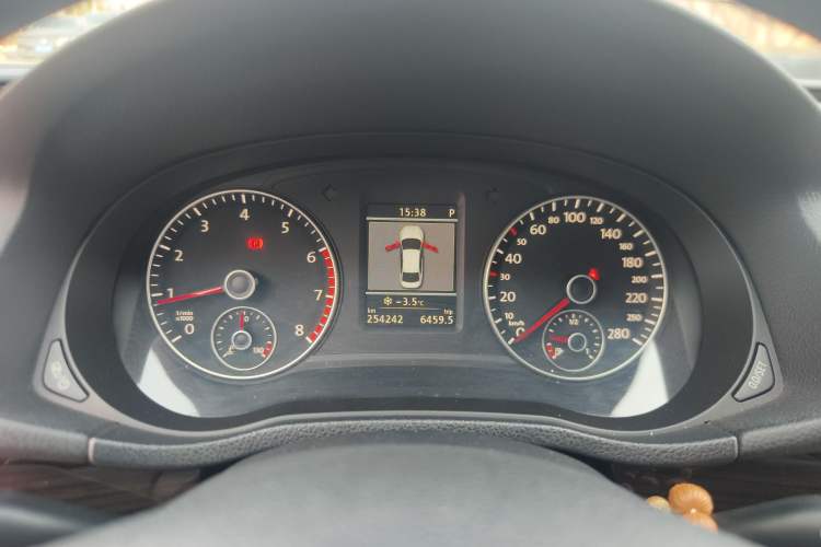 Used Volkswagen Passat 2015 1.8TSI DSG Prestige Edition Instrument Cluster