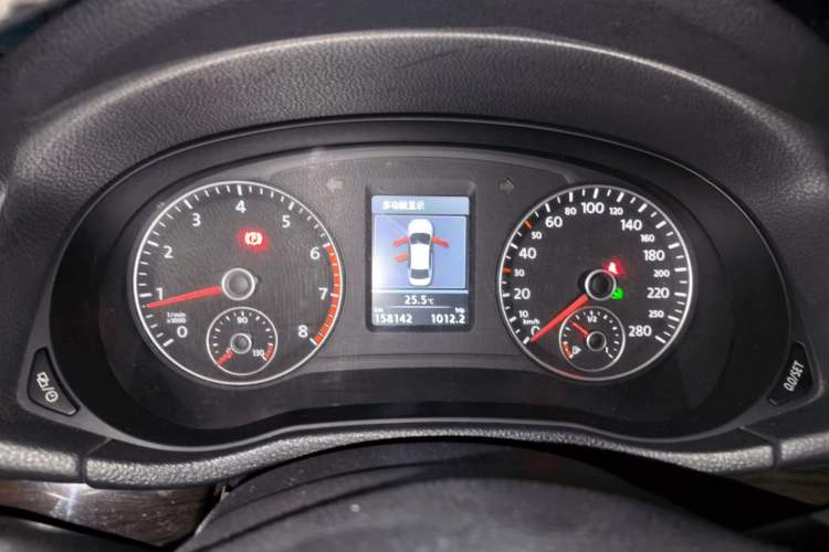 Used Volkswagen Passat 2015 1.8TSI DSG Prestige Edition Instrument Cluster