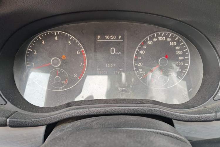 Used Volkswagen Passat 2015 1.8TSI DSG Prestige Edition Instrument Cluster