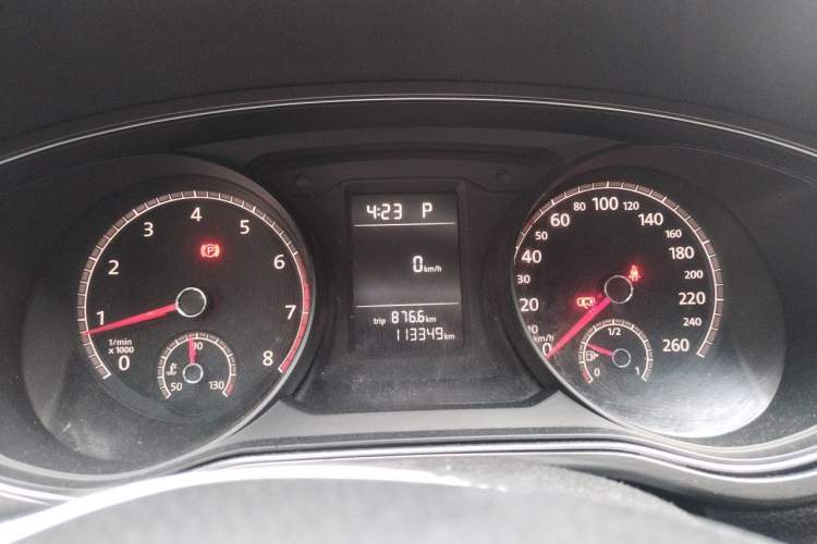 Used Volkswagen Passat 2015 1.8TSI DSG Luxury Edition Instrument Cluster
