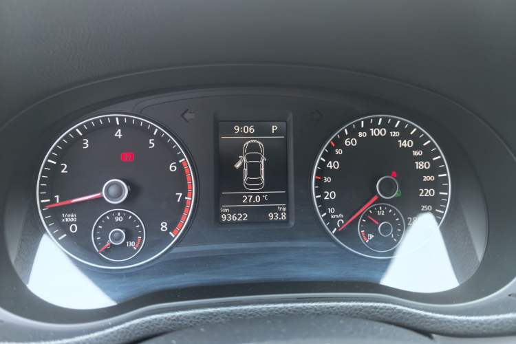 Used Volkswagen Passat 2015 1.8TSI DSG Prestige Edition Instrument Cluster