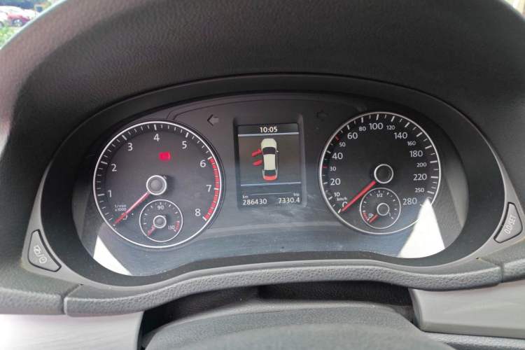 Used Volkswagen Passat 2015 1.8TSI DSG Prestige Edition Instrument Cluster