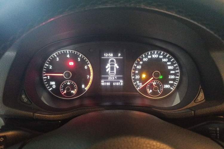Used Volkswagen Passat 2015 1.8TSI DSG Prestige Edition Instrument Cluster