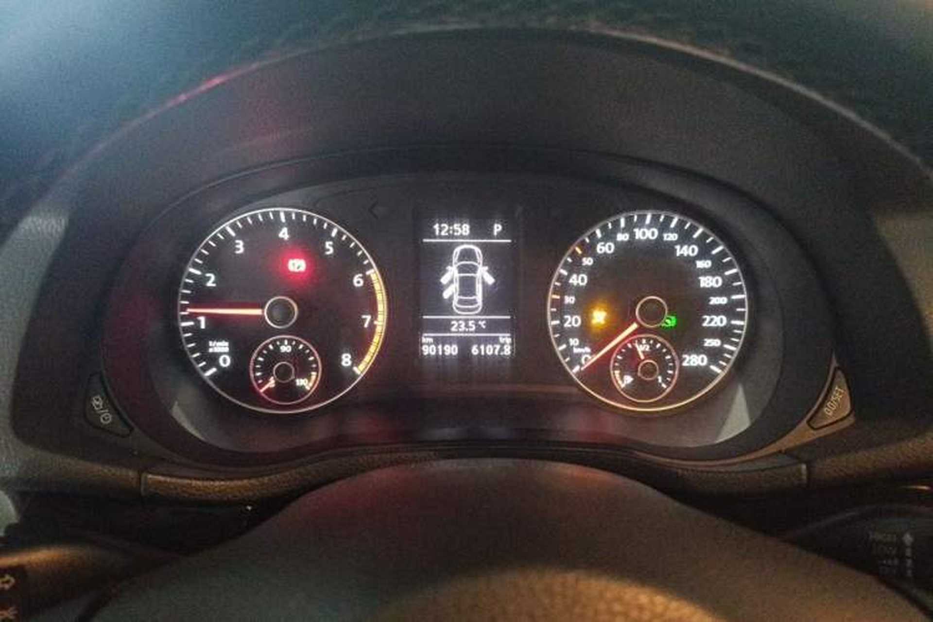 Used Volkswagen Passat 2015 1.8TSI DSG Prestige Edition Instrument Cluster