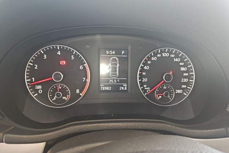 Used Volkswagen Passat 2015 1.8TSI DSG Prestige Edition Instrument Cluster