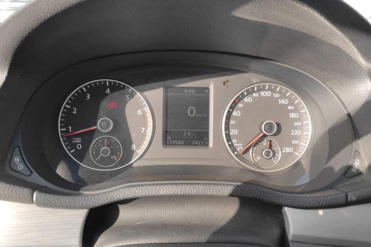 Used Volkswagen Passat 2015 1.8TSI DSG Prestige Edition Instrument Cluster