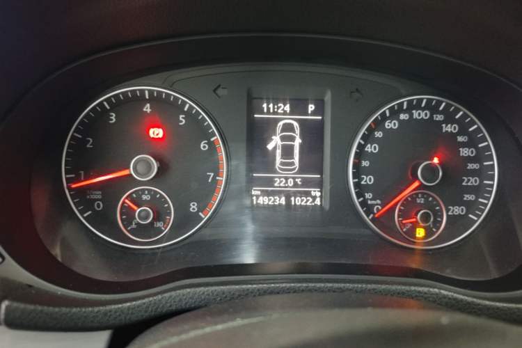Used Volkswagen Passat 2015 1.8TSI DSG Prestige Edition Instrument Cluster