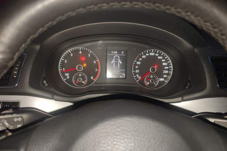 Used Volkswagen Passat 2015 1.8TSI DSG Prestige Edition Instrument Cluster
