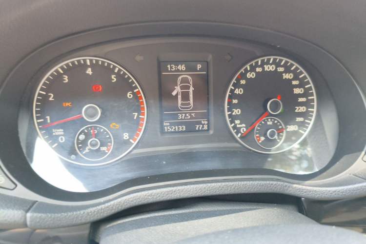 Used Volkswagen Passat 2015 1.8TSI DSG Prestige Edition Instrument Cluster