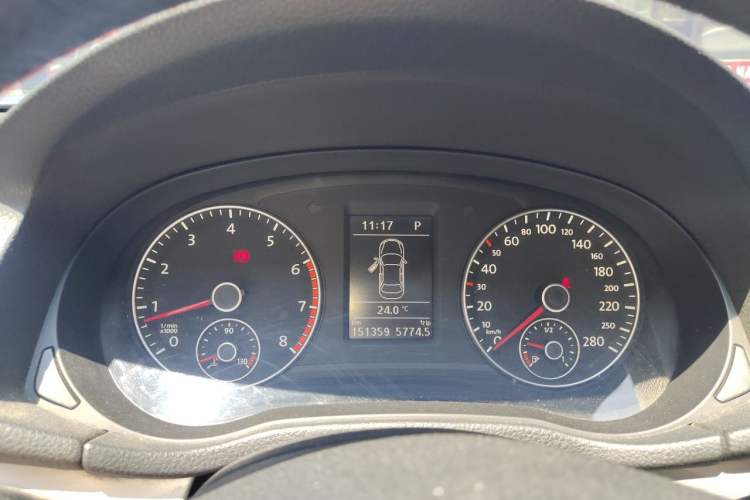 Used Volkswagen Passat 2015 1.8TSI DSG Prestige Edition Instrument Cluster