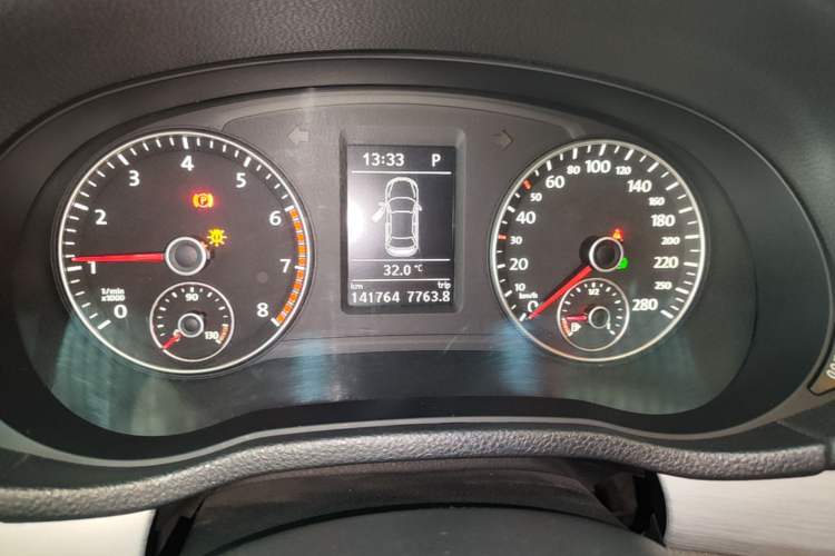 Used Volkswagen Passat 2015 1.8TSI DSG Prestige Edition Instrument Cluster