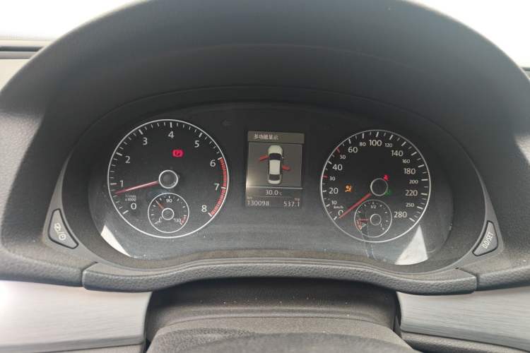 Used Volkswagen Passat 2015 1.8TSI DSG Prestige Edition Instrument Cluster