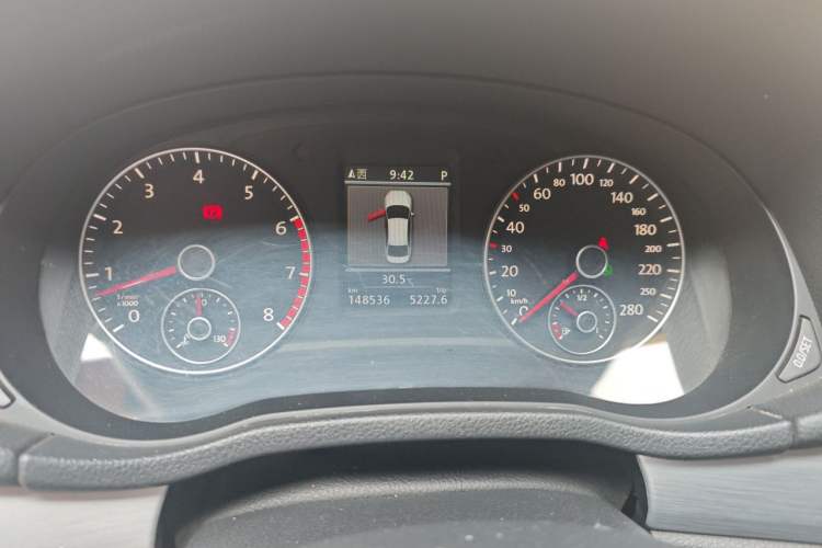 Used Volkswagen Passat 2015 1.8TSI DSG Prestige Edition Instrument Cluster