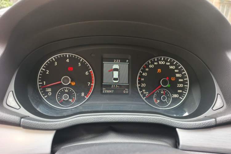 Used Volkswagen Passat 2015 1.8TSI DSG Prestige Edition Instrument Cluster