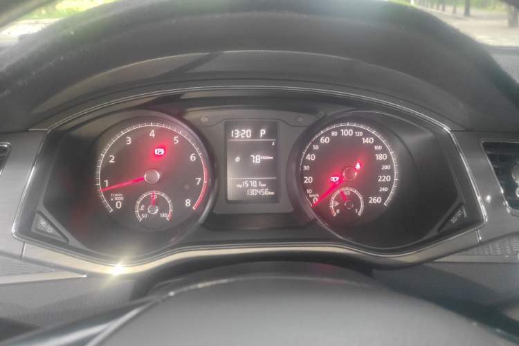 Used Volkswagen Passat 2015 1.8TSI DSG Luxury Edition Instrument Cluster