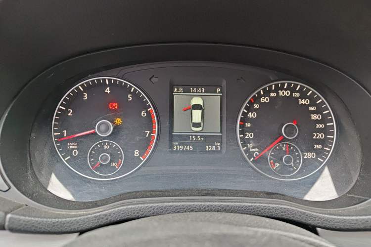 Used Volkswagen Passat 2015 1.8TSI DSG Prestige Edition Instrument Cluster