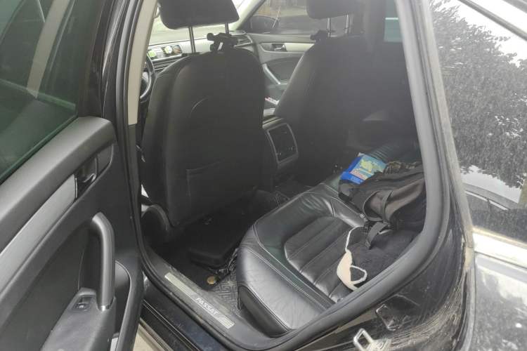 Used Volkswagen Passat 2015 1.8TSI DSG Prestige Edition Interior 4