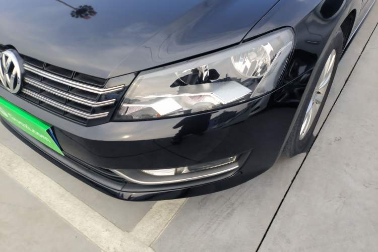 Used Volkswagen Passat 2015 1.8TSI DSG Prestige Edition Left Front Headlight