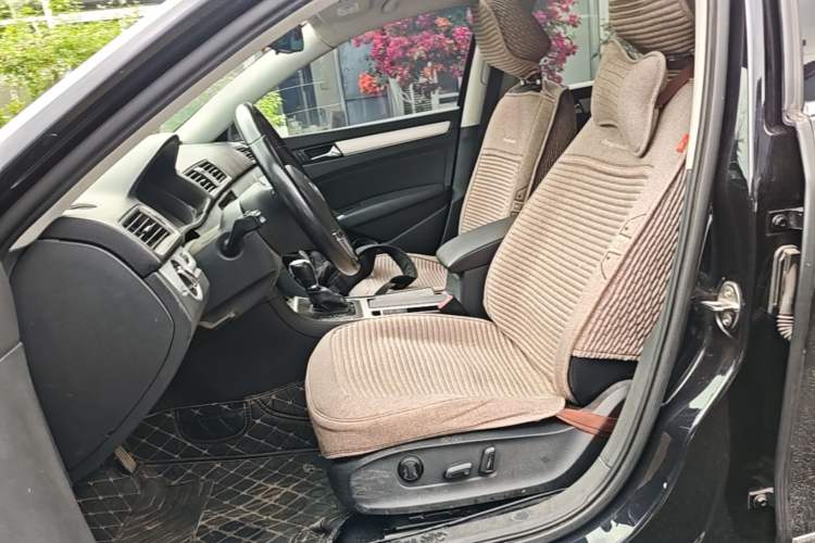 Used Volkswagen Passat 2015 1.4TSI DSG Prestige Edition Left Front Seat