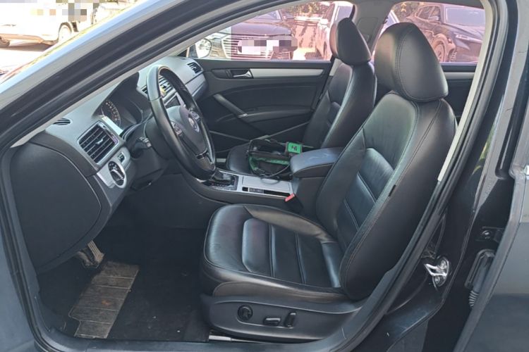 Used Volkswagen Passat 2015 1.8TSI DSG Prestige Edition Left Front Seat