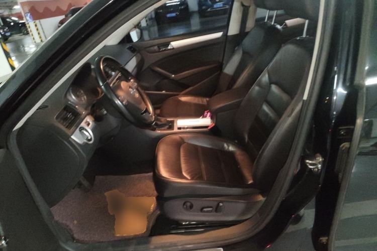 Used Volkswagen Passat 2015 1.8TSI DSG Prestige Edition Left Front Seat