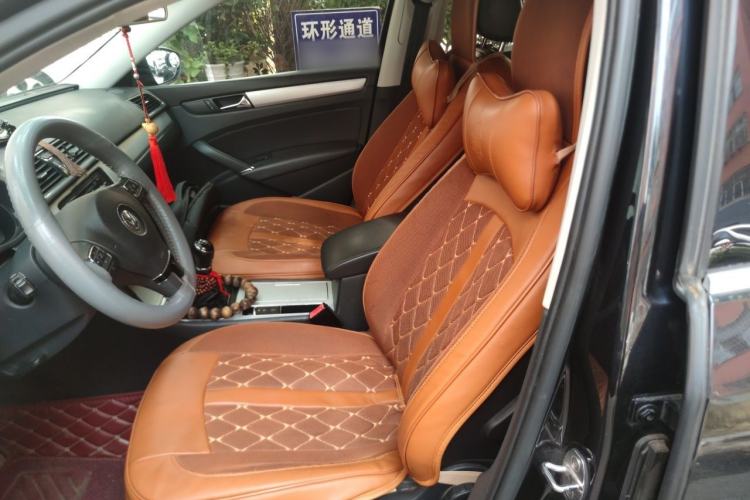 Used Volkswagen Passat 2015 1.4TSI Manual Luxury Edition Left Front Seat