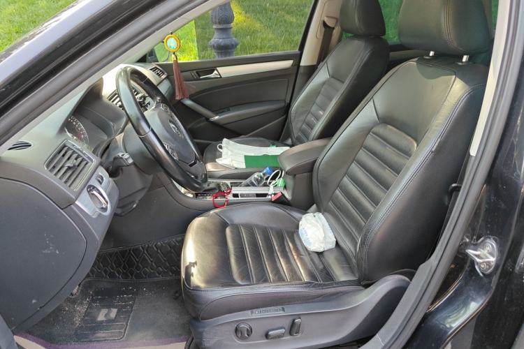 Used Volkswagen Passat 2015 1.8TSI DSG Prestige Edition Left Front Seat
