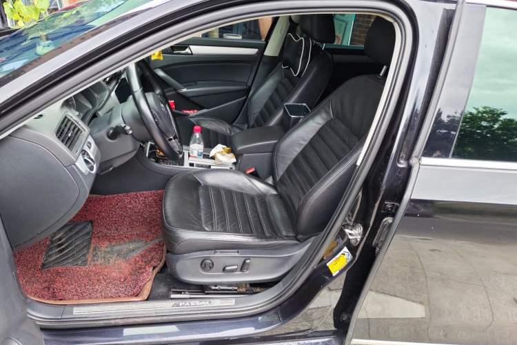 Used Volkswagen Passat 2015 1.8TSI DSG Prestige Edition Left Front Seat