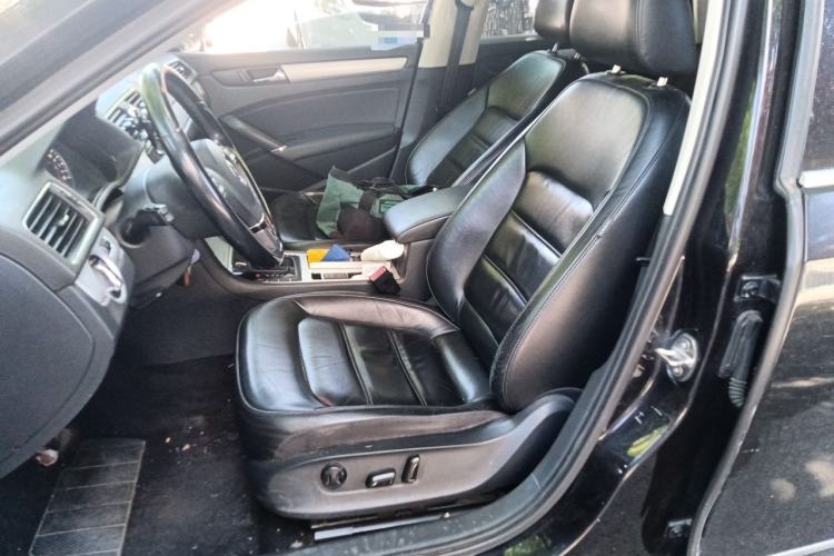 Used Volkswagen Passat 2015 1.8TSI DSG Prestige Edition Left Front Seat