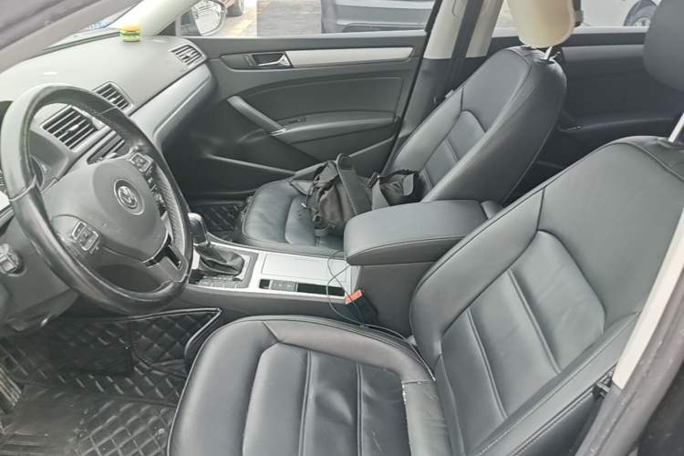 Used Volkswagen Passat 2015 1.8TSI DSG Prestige Edition Left Front Seat