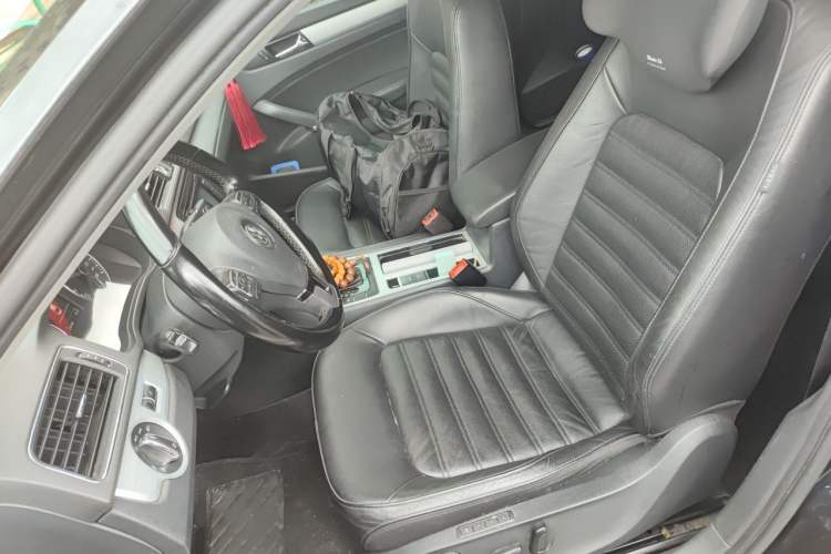 Used Volkswagen Passat 2015 1.8TSI DSG Prestige Edition Left Front Seat