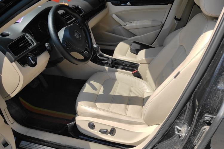 Used Volkswagen Passat 2015 1.8TSI DSG Prestige Edition Left Front Seat