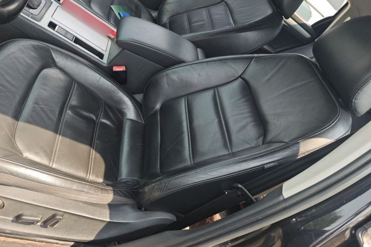 Used Volkswagen Passat 2015 1.8TSI DSG Prestige Edition Left Front Seat