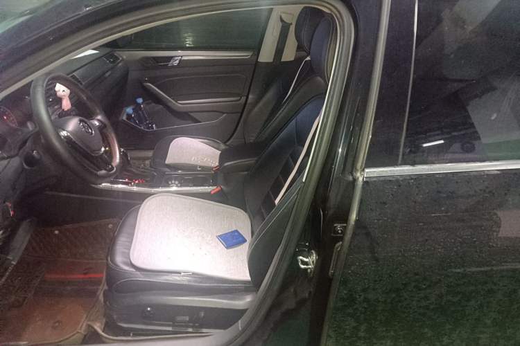Used Volkswagen Passat 2015 1.8TSI Automatic Prestige Edition Left Front Seat