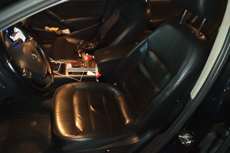 Used Volkswagen Passat 2015 1.8TSI DSG Prestige Edition Left Front Seat