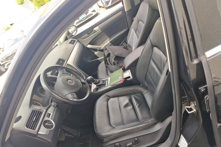 Used Volkswagen Passat 2015 1.8TSI DSG Prestige Edition Left Front Seat