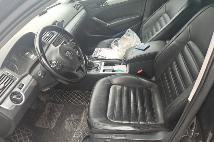 Used Volkswagen Passat 2015 1.8TSI DSG Prestige Edition Left Front Seat