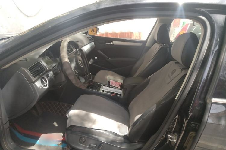 Used Volkswagen Passat 2015 1.8TSI DSG Prestige Edition Left Front Seat