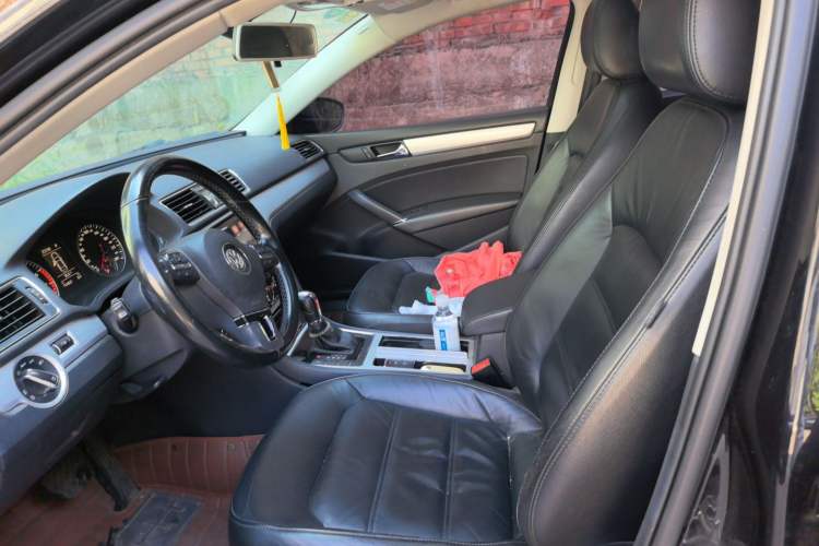 Used Volkswagen Passat 2015 1.4TSI DSG Prestige Edition Left Front Seat